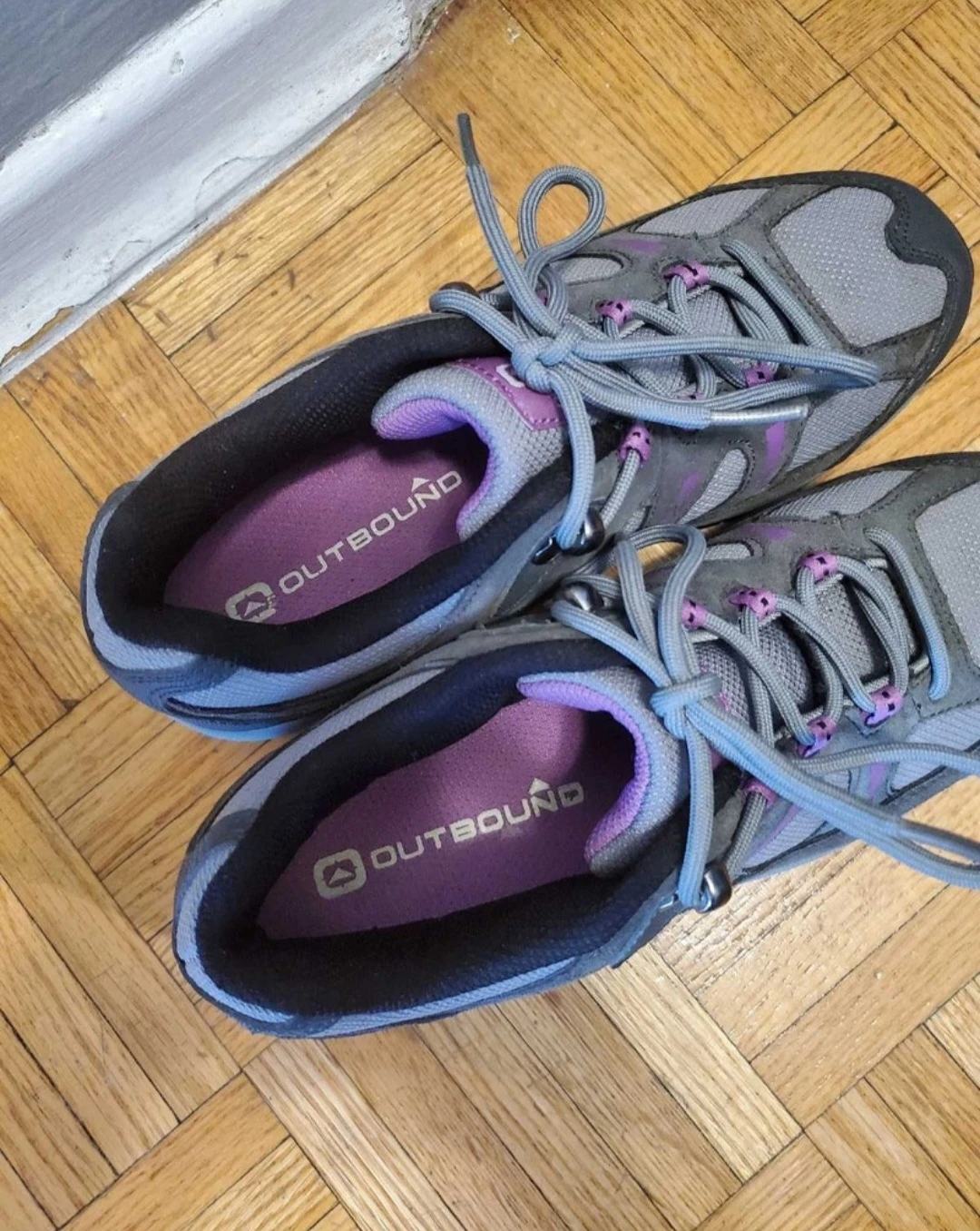 Women's / Girl's OutBound Shoes Size 8 - photo 3