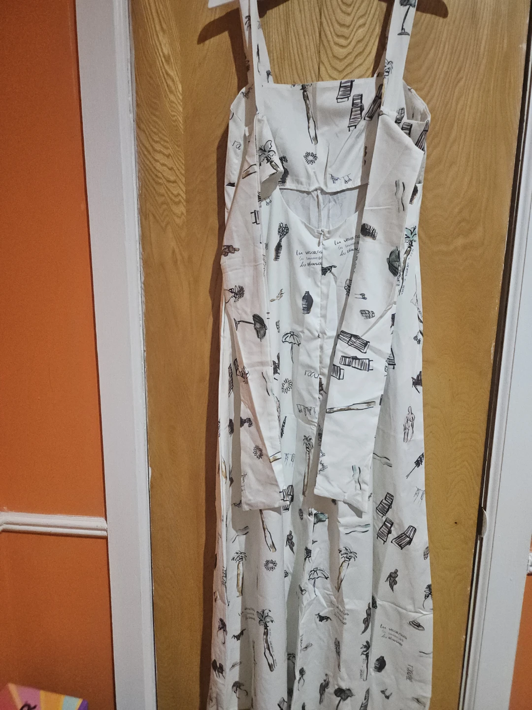 White Summer Dress with Vacation Print - photo 3