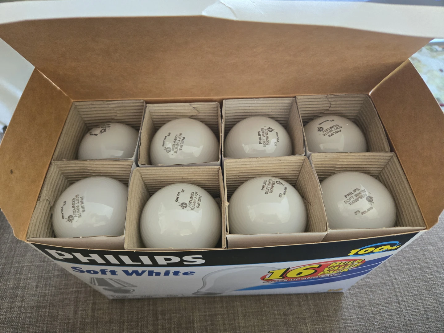 NEW Light bulbs by PHILIPS - photo 3
