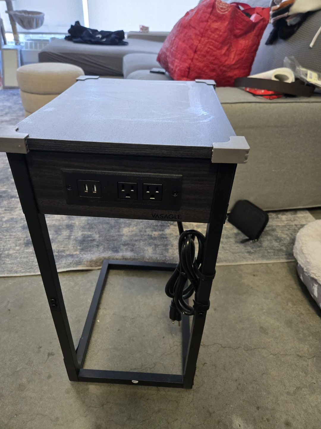 VASAGLE C-Shaped End Table with Charging Station - Gray Oak - photo 2