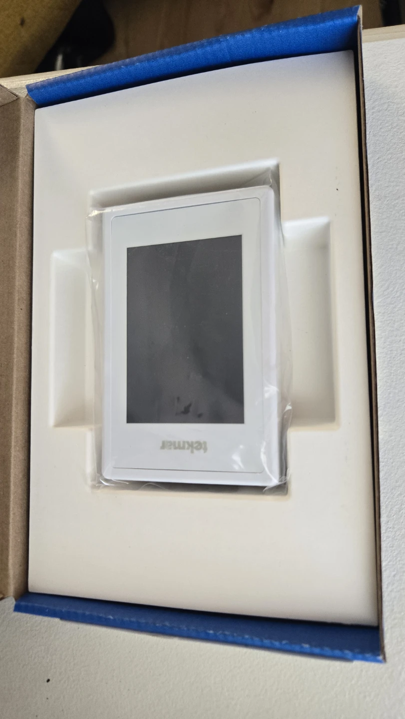 Tekmar 562 WiFi Thermostat - photo 3