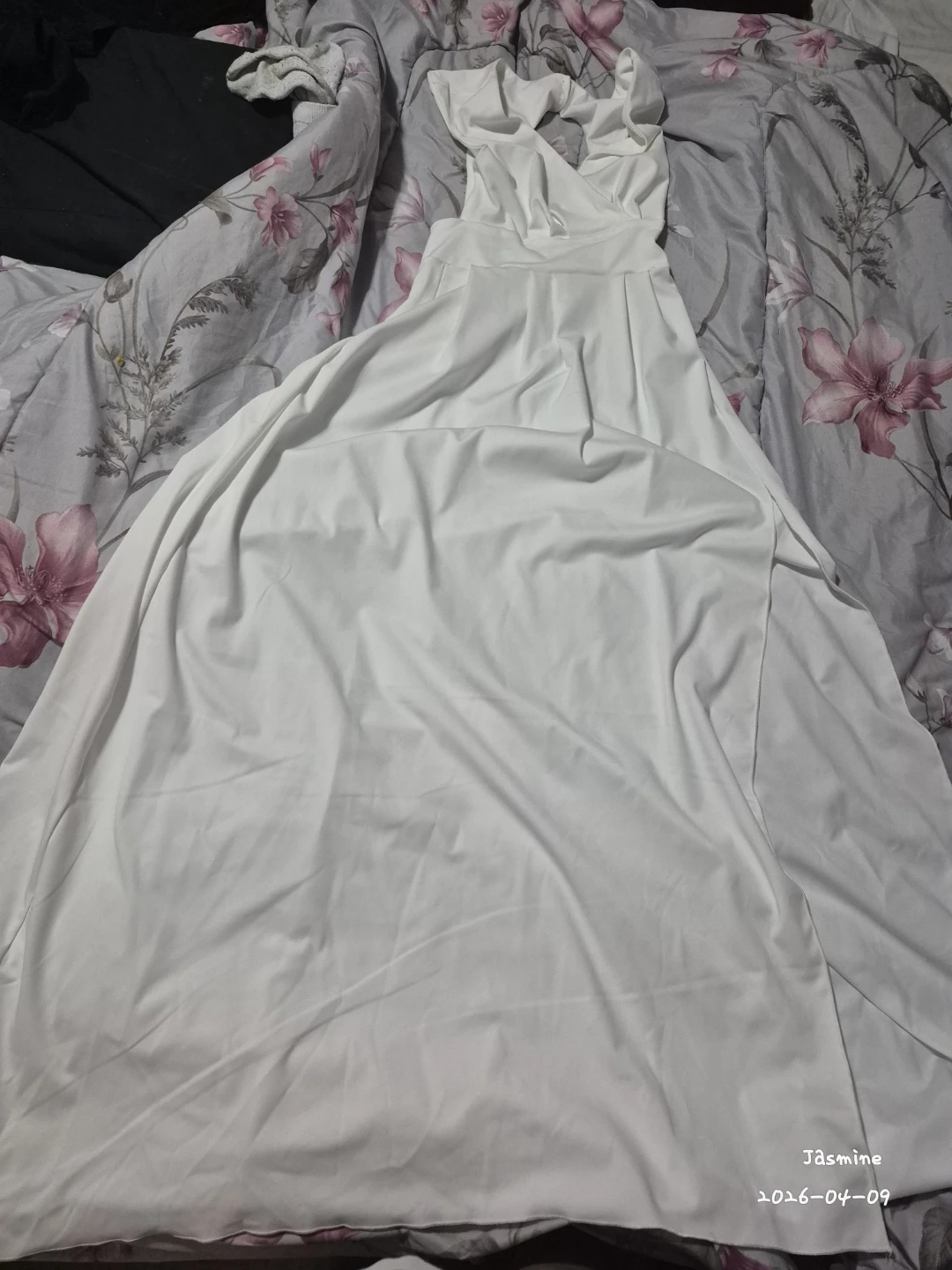 Simple Wedding Dress with Keyhole Back - medium - photo 2