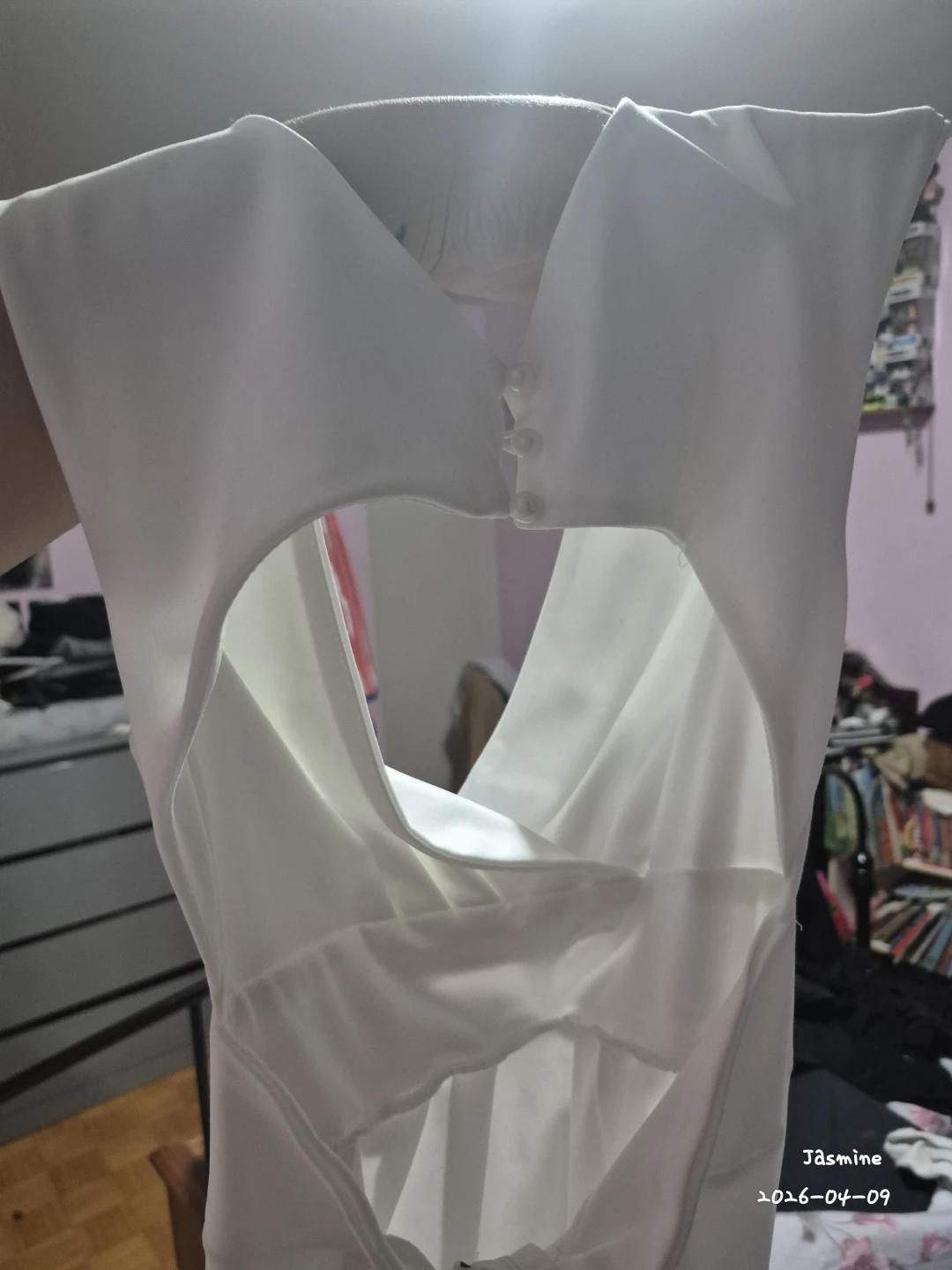Simple Wedding Dress with Keyhole Back - medium - photo 4