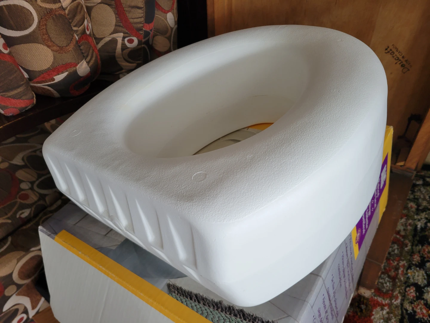 AMG Raised Toilet Seat in Like New Condition. - photo 2