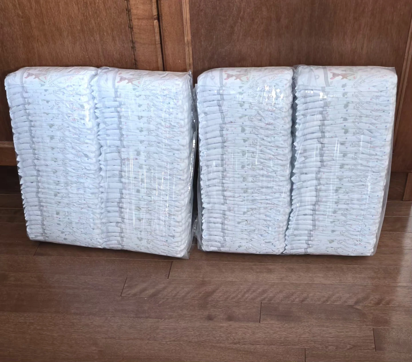 Huggies Plus Little Snugglers Diapers Size 1