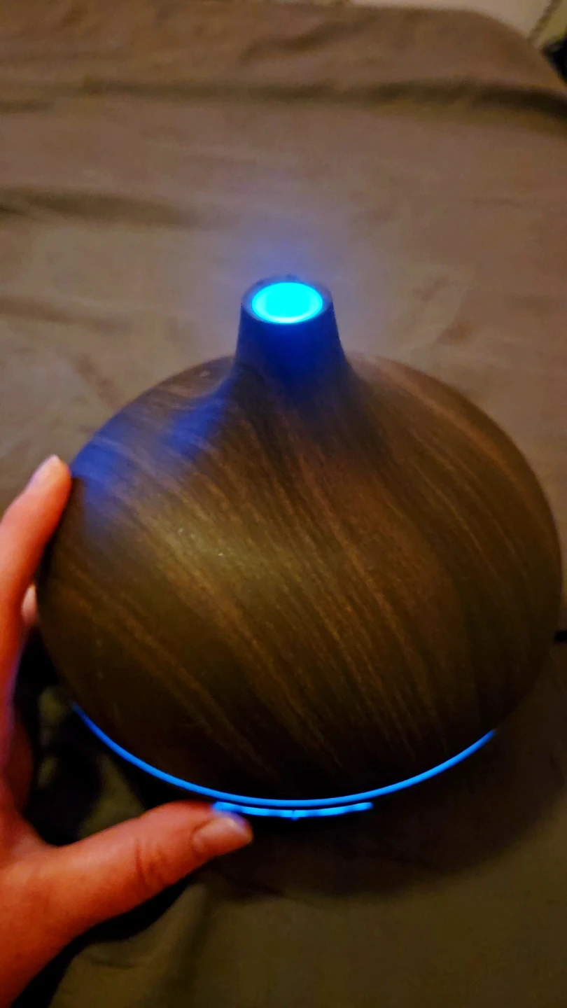 Wood Grain Aroma Diffuser with LED Lights - photo 3