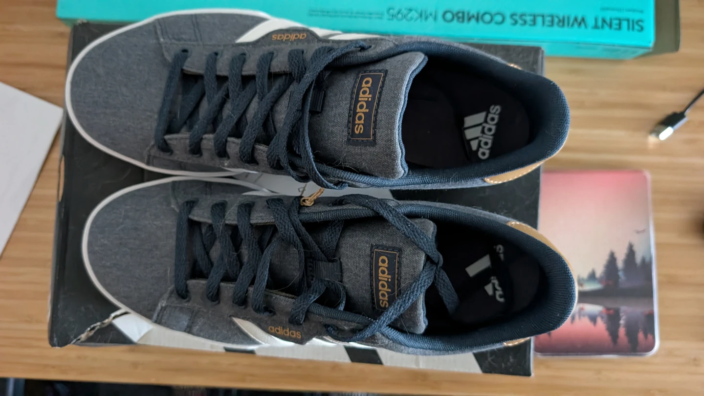 Adidas Daily 3.0 - Never Worn - photo 2
