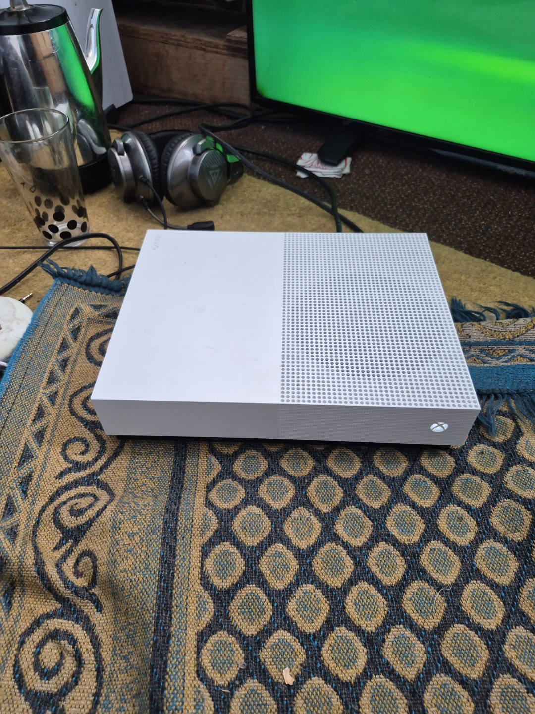 Microsoft Xbox One S Console