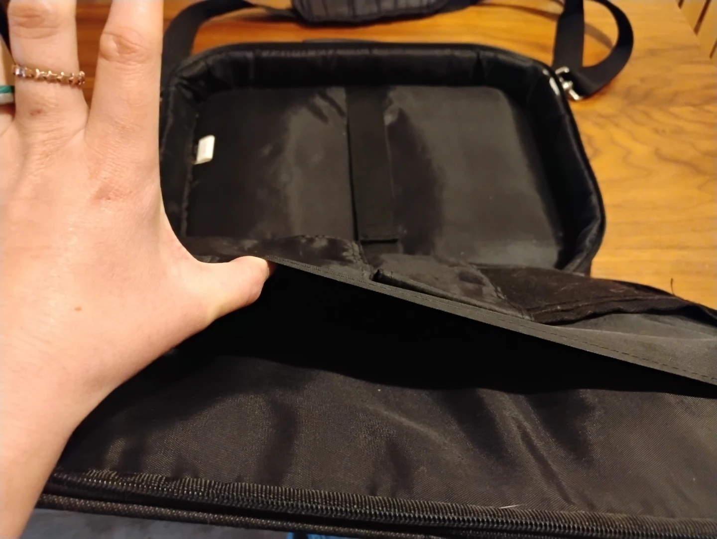 Laptop bag! - photo 4