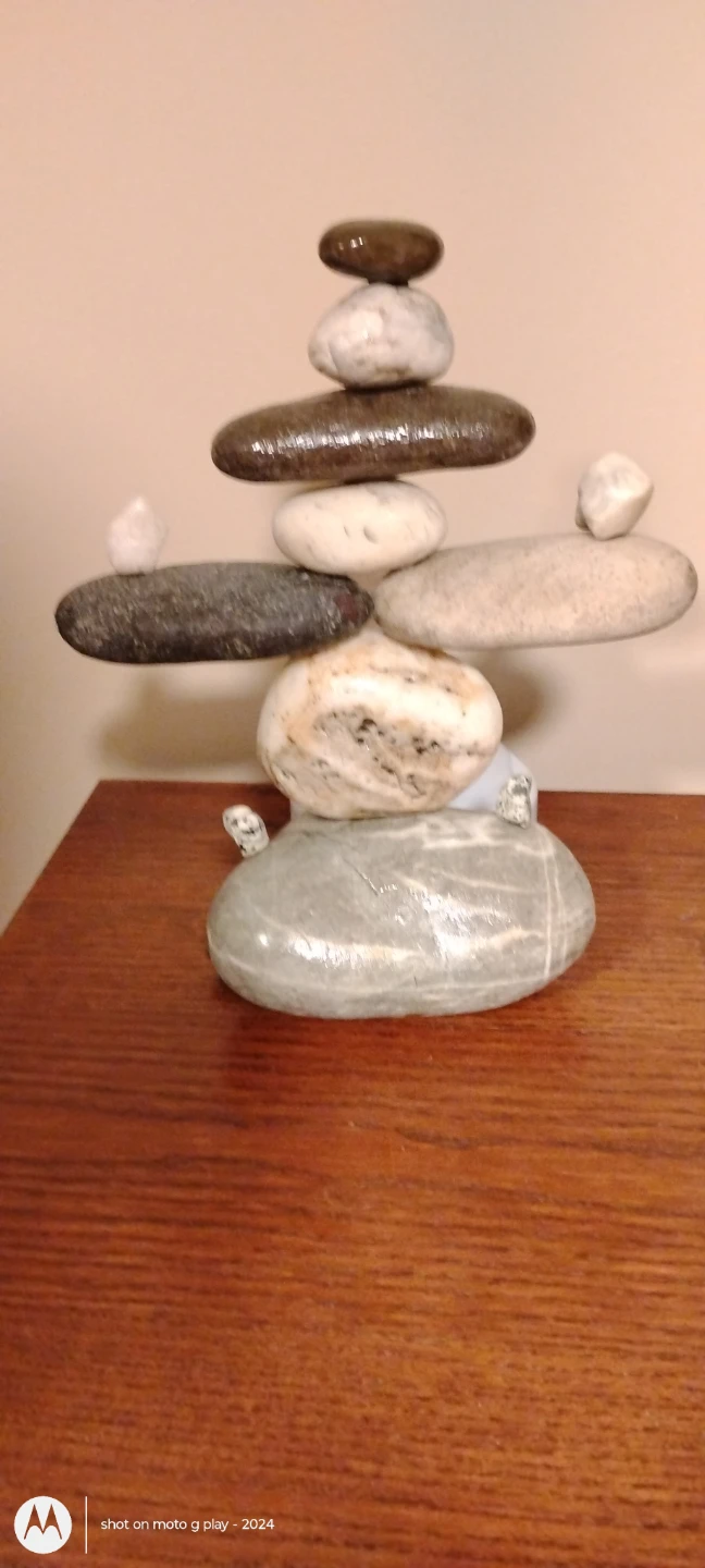 Rock carin sculpture - photo 2