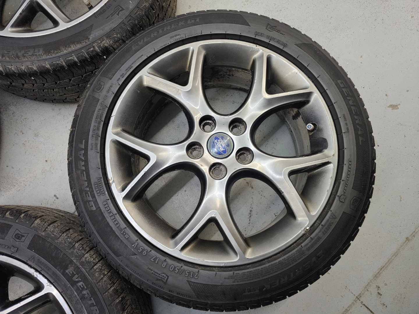 FORD FOCUS O.E.M RIMS AND ALL SEASON TIRES 215/50 R17 - photo 3