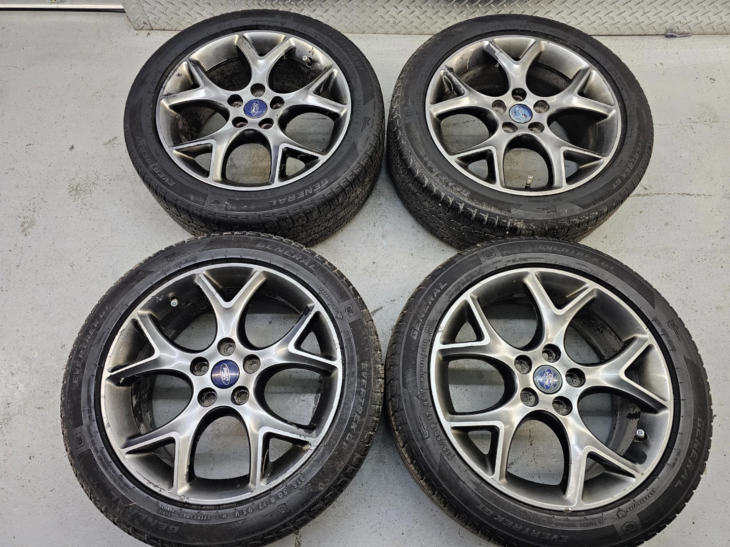 FORD FOCUS O.E.M RIMS AND ALL SEASON TIRES 215/50 R17 - photo 4