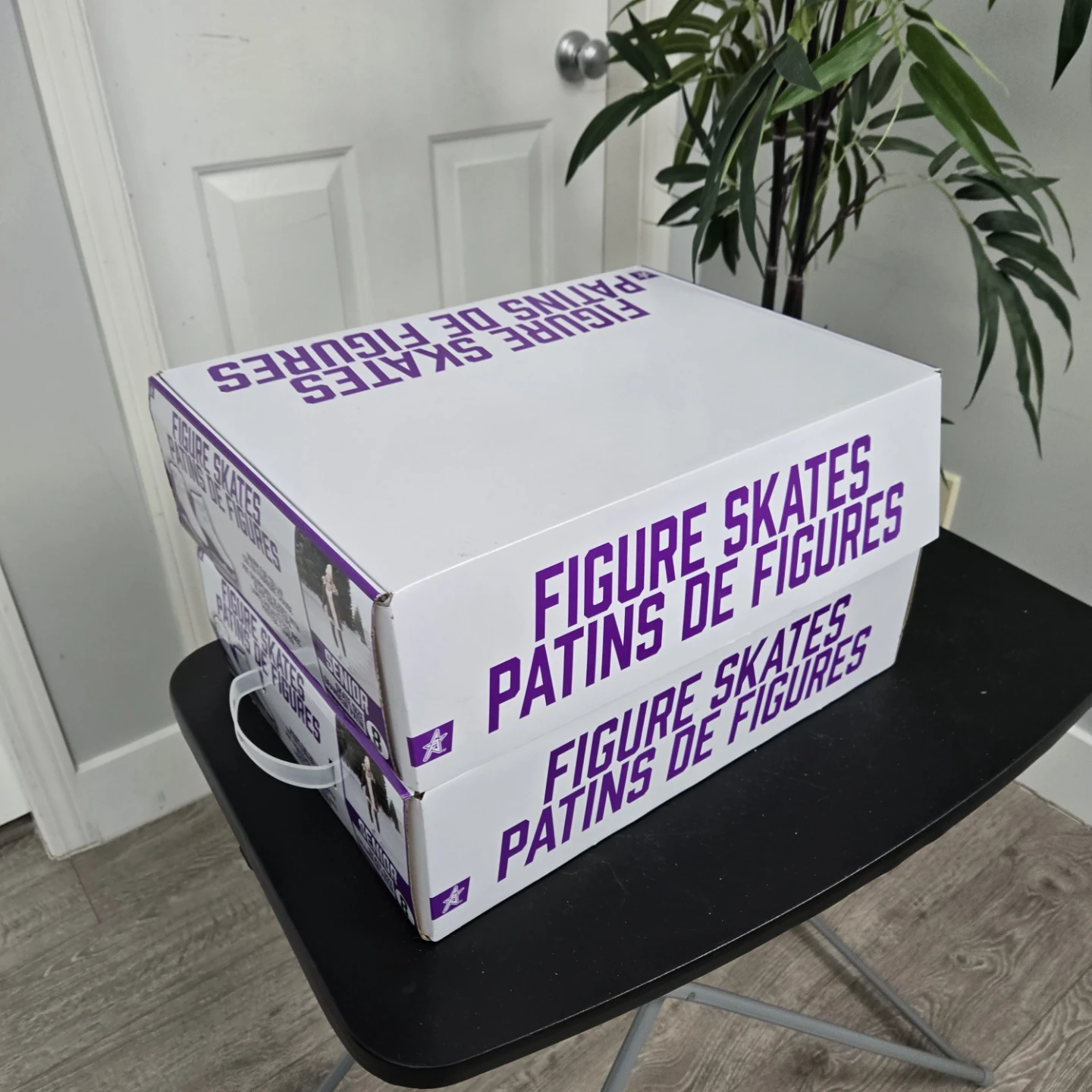 Adult figure skates size 8 - photo 3