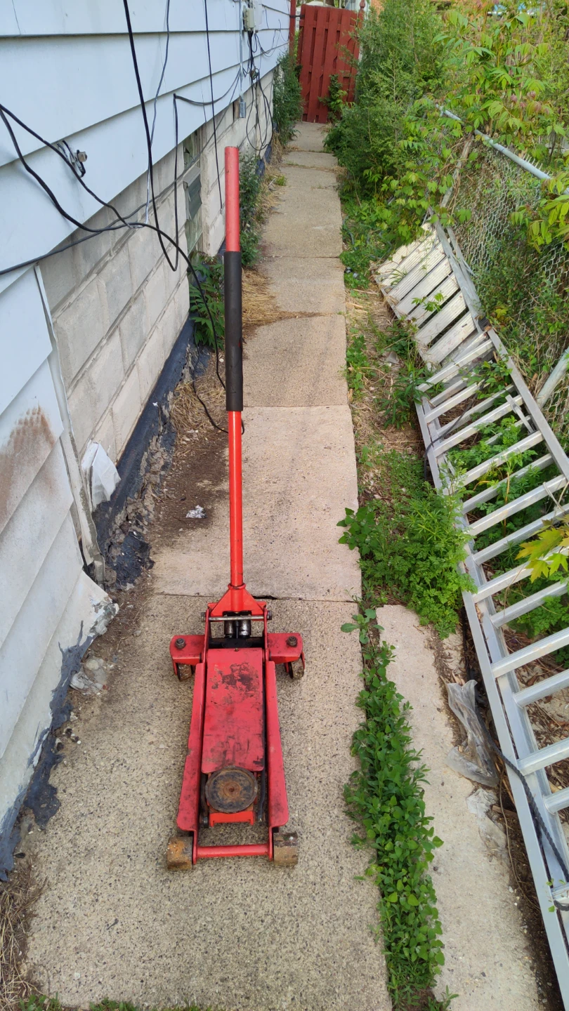 Red Floor Jack (3Ton)