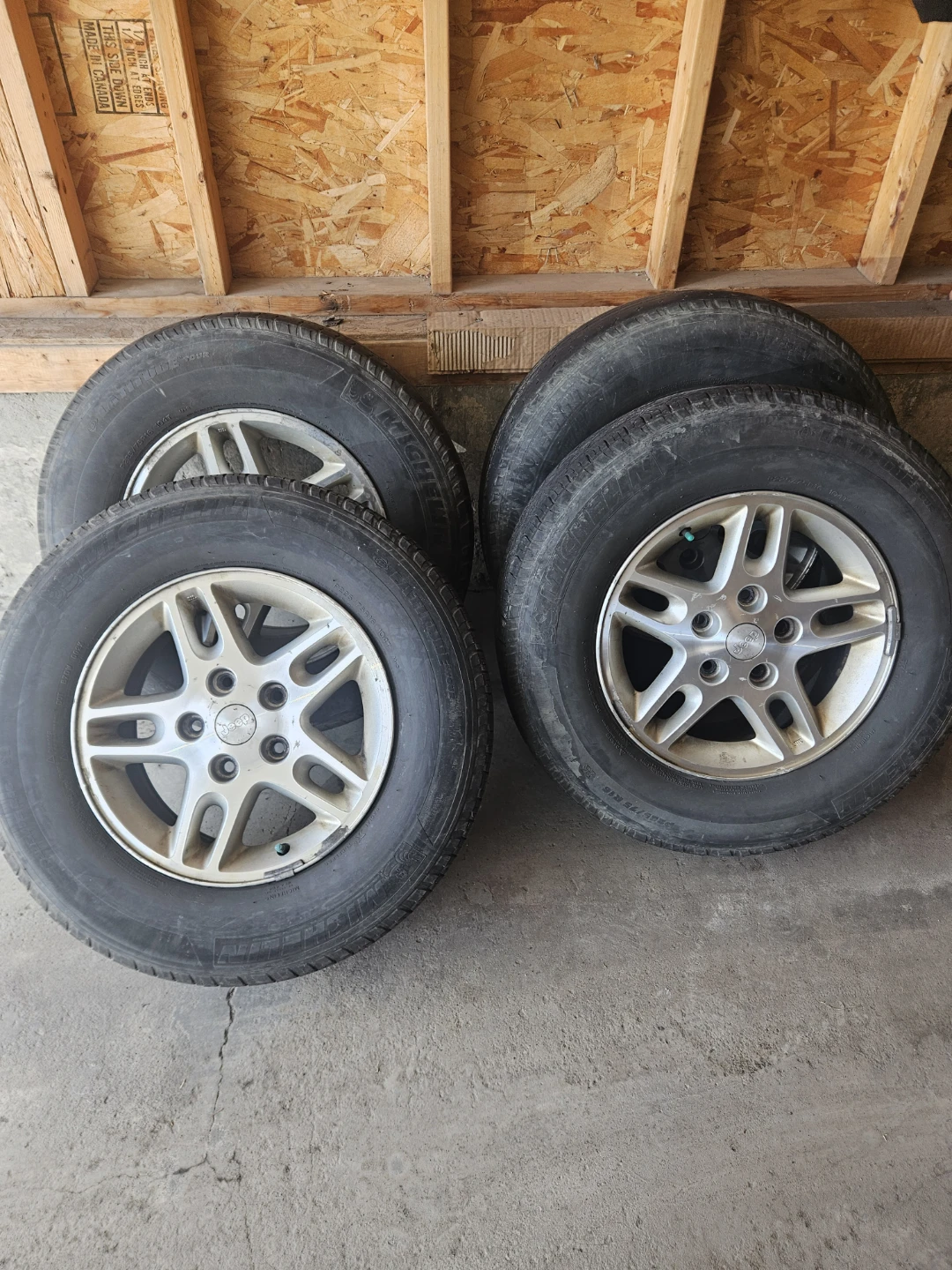 Set of 4 Jeep Rims