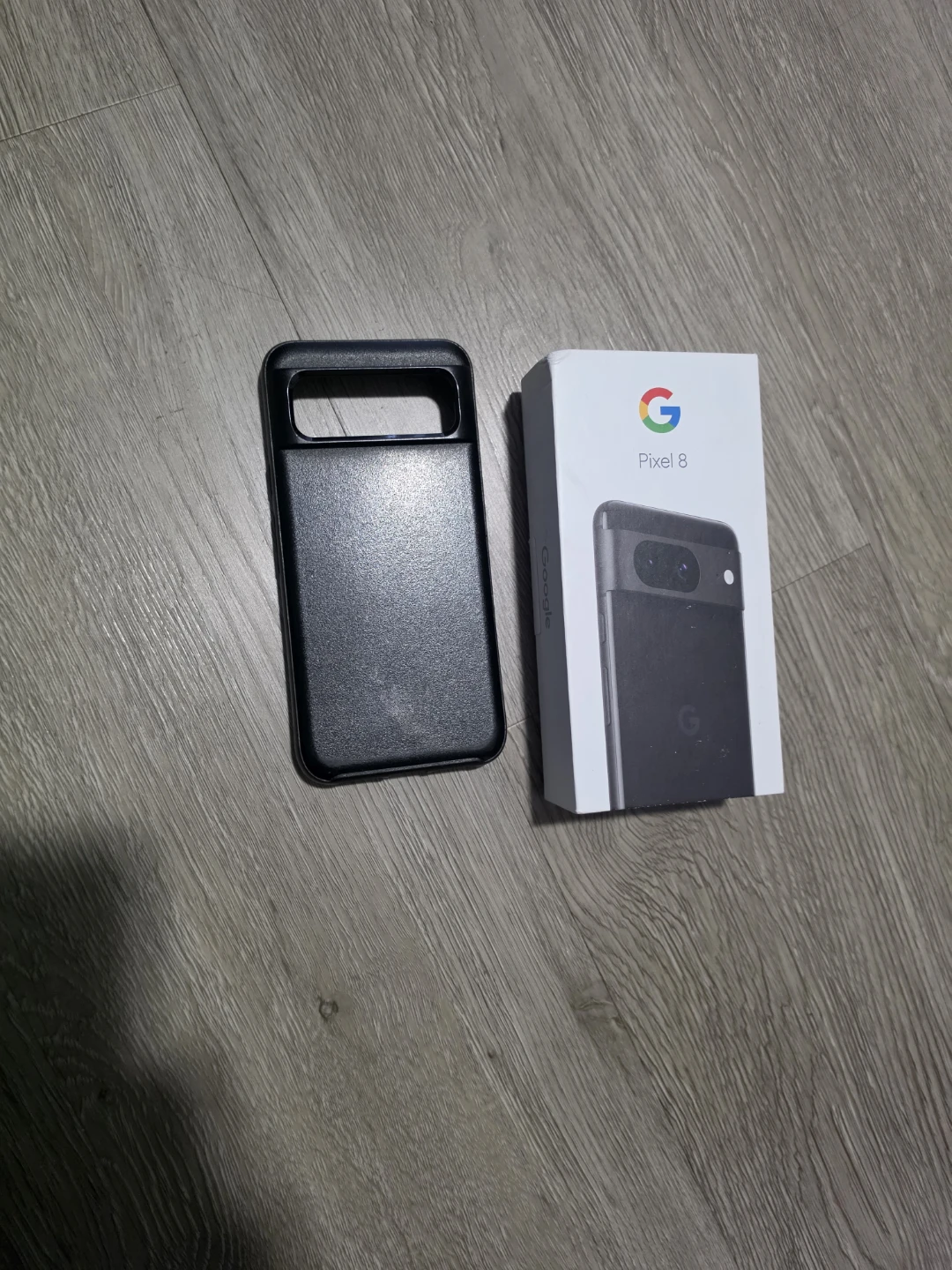 Google Pixel 8 Phone with Case - photo 2