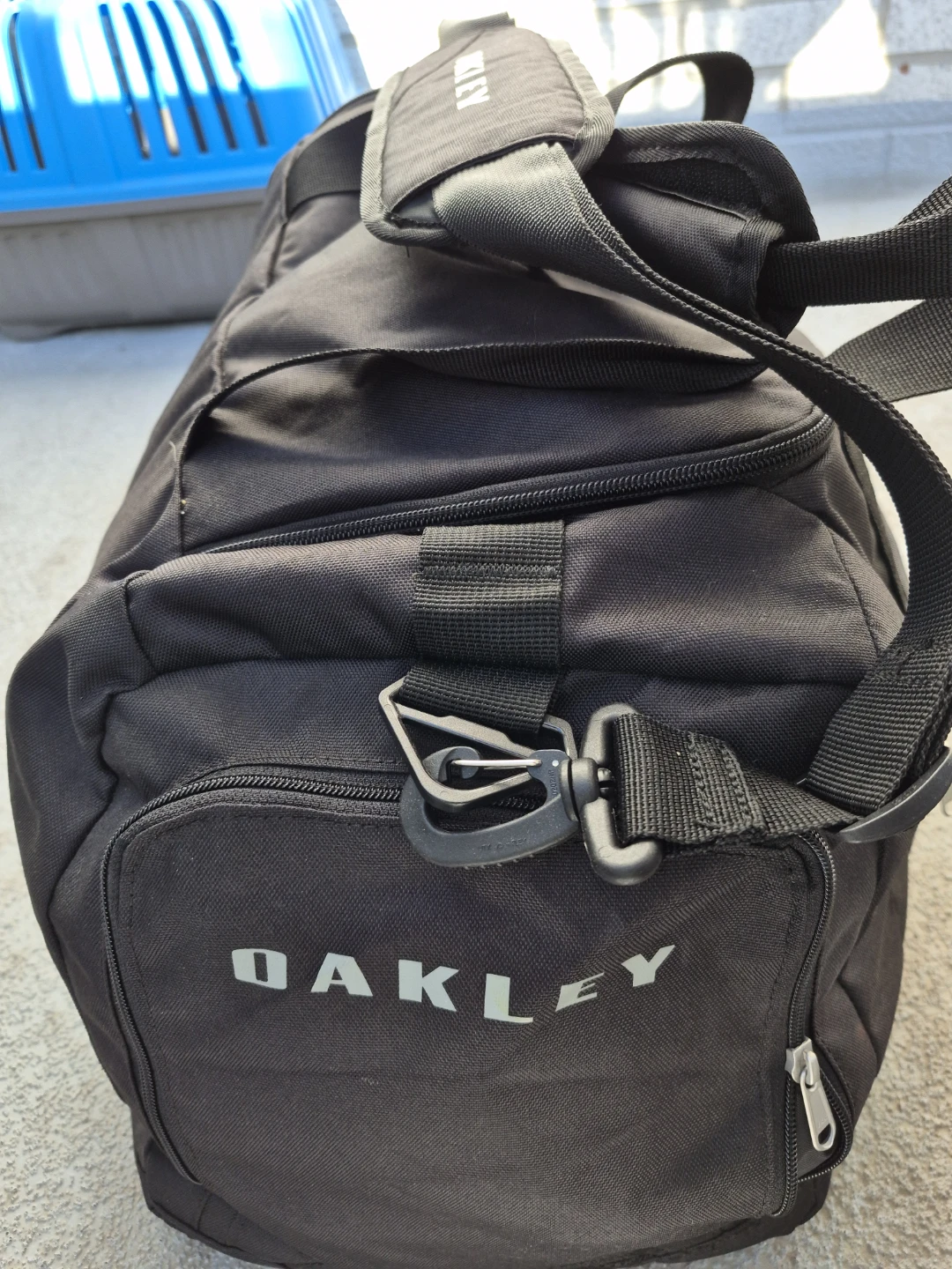 Oakley Black Duffel Bag with Caron Equipment Logo - photo 3