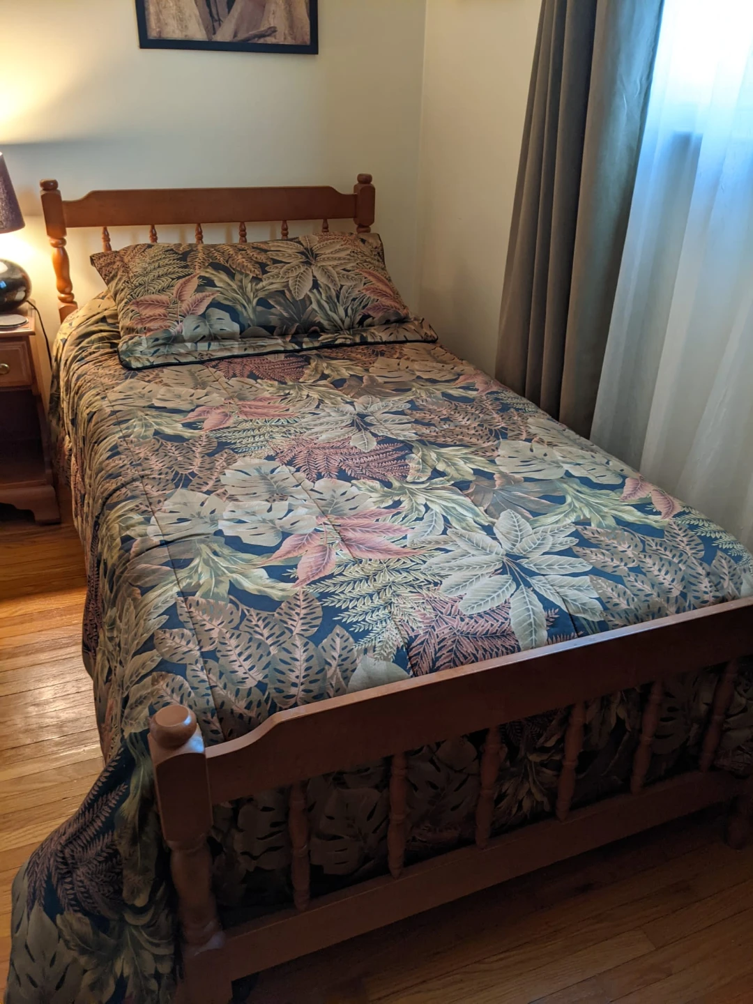 Bedroom suite - photo 2
