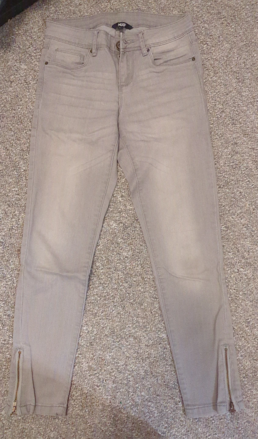 Lot of 5 Pairs of Women's Jeans