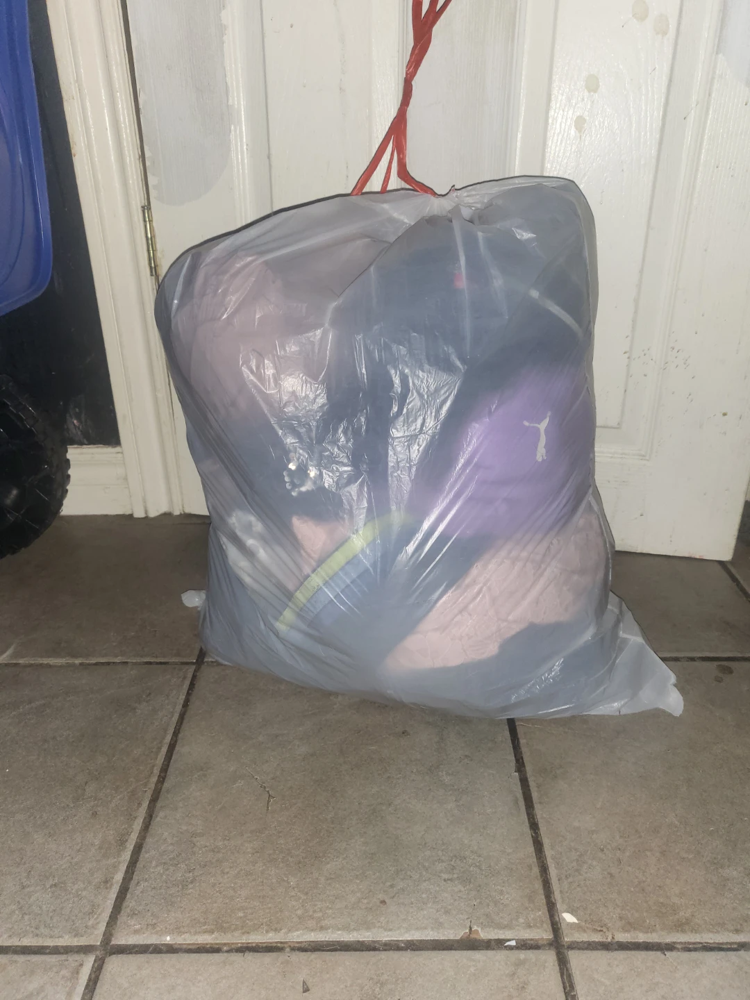 Bag of assorted girl clothing