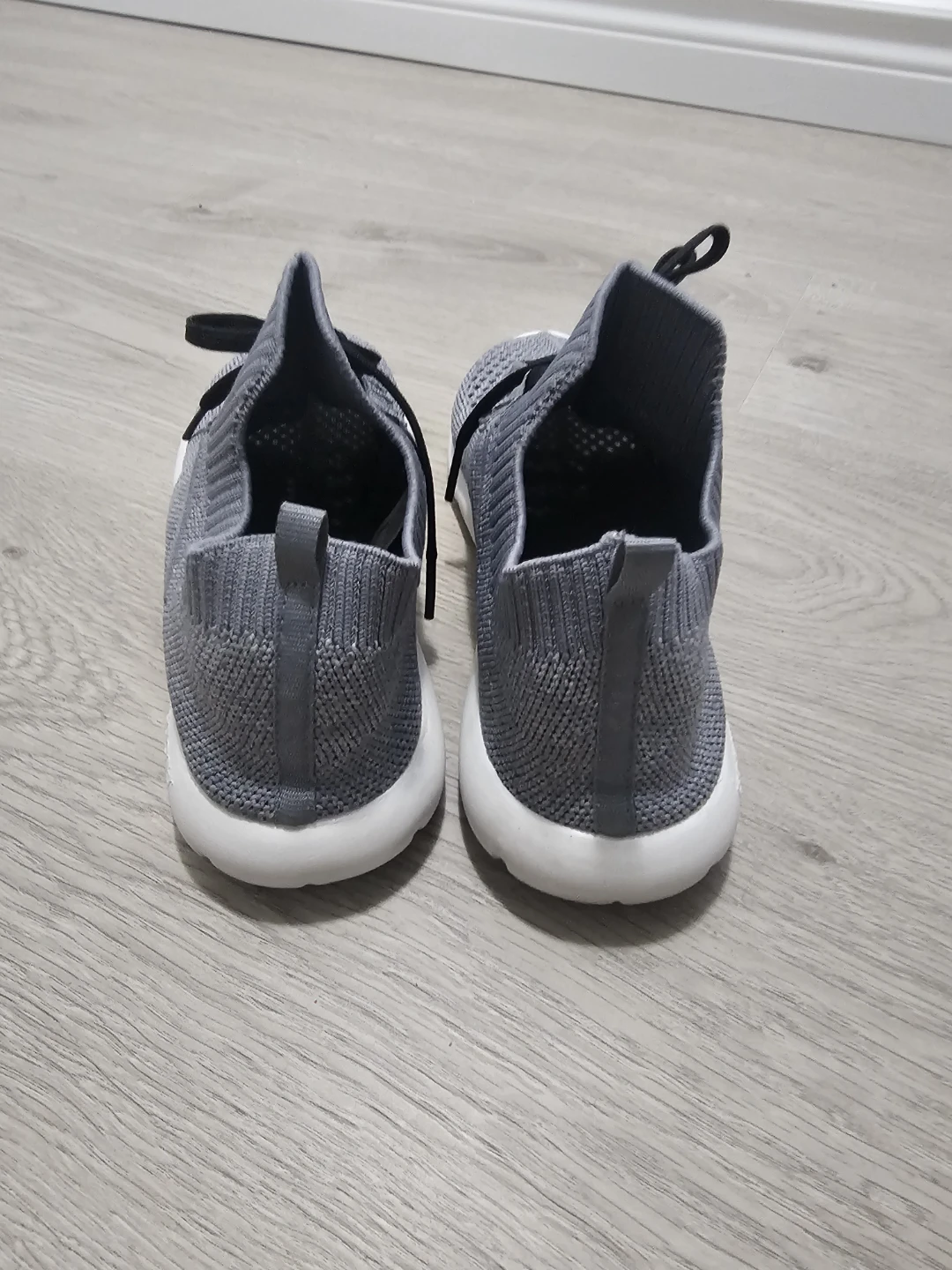 Isotoner Grey Knit Sneakers Size US 8 - photo 4