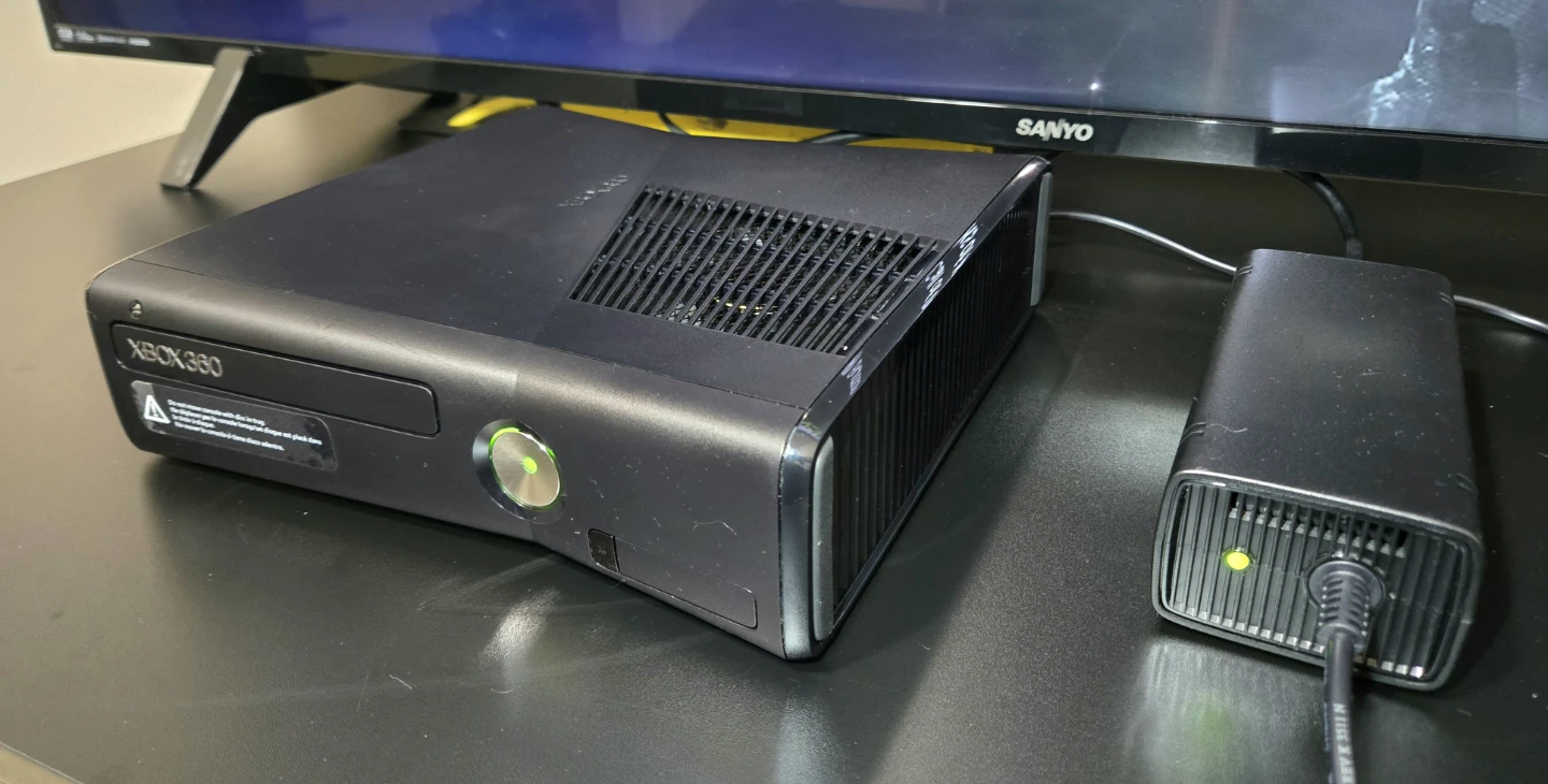 XBOX 360 SLIM BUNDLE + MW3 (READY TO PLAY) - photo 4