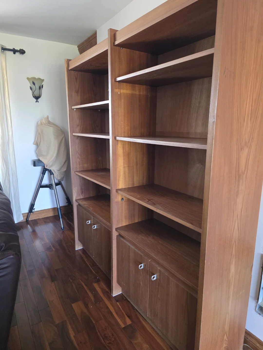 Wall unit
