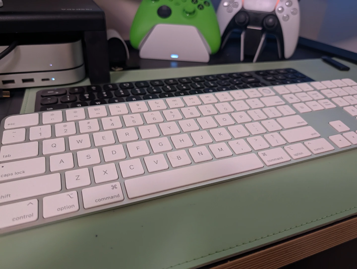 Apple Magic Keyboard with Touch ID & Numpad