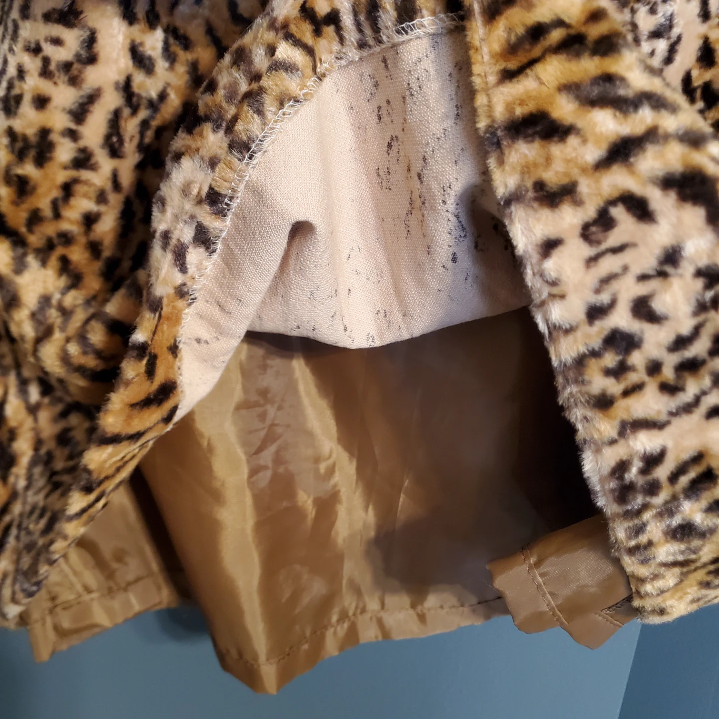 Leopard Print Faux Fur Mini Skirt 🌱 - photo 2