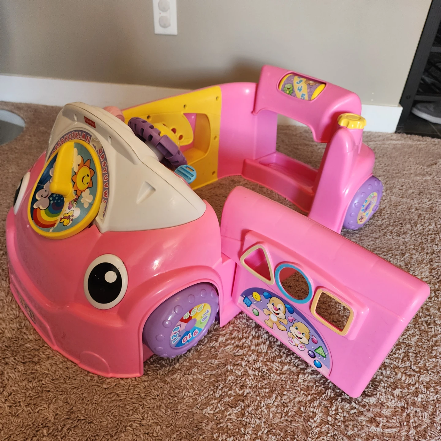 Fisher-Price Laugh & Learn Smart Car