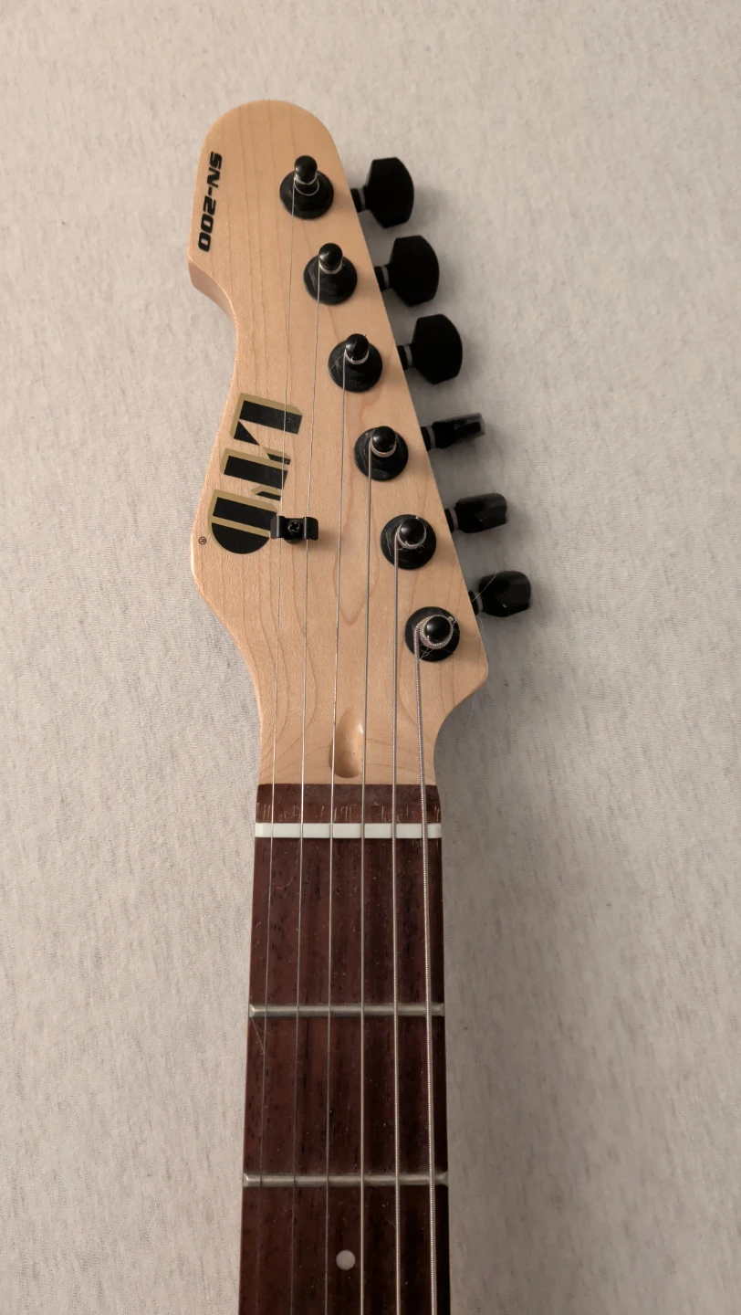 LTD SN-200 Electric Left Hand Guitar - photo 3