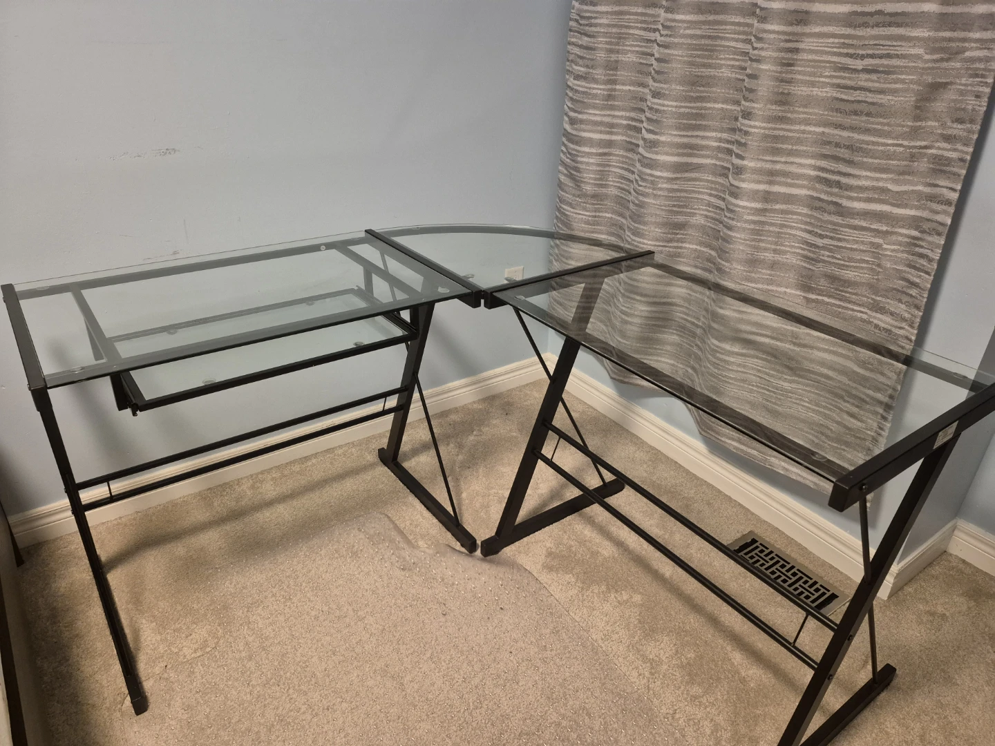 L-Shaped Glass Top Desk - photo 2