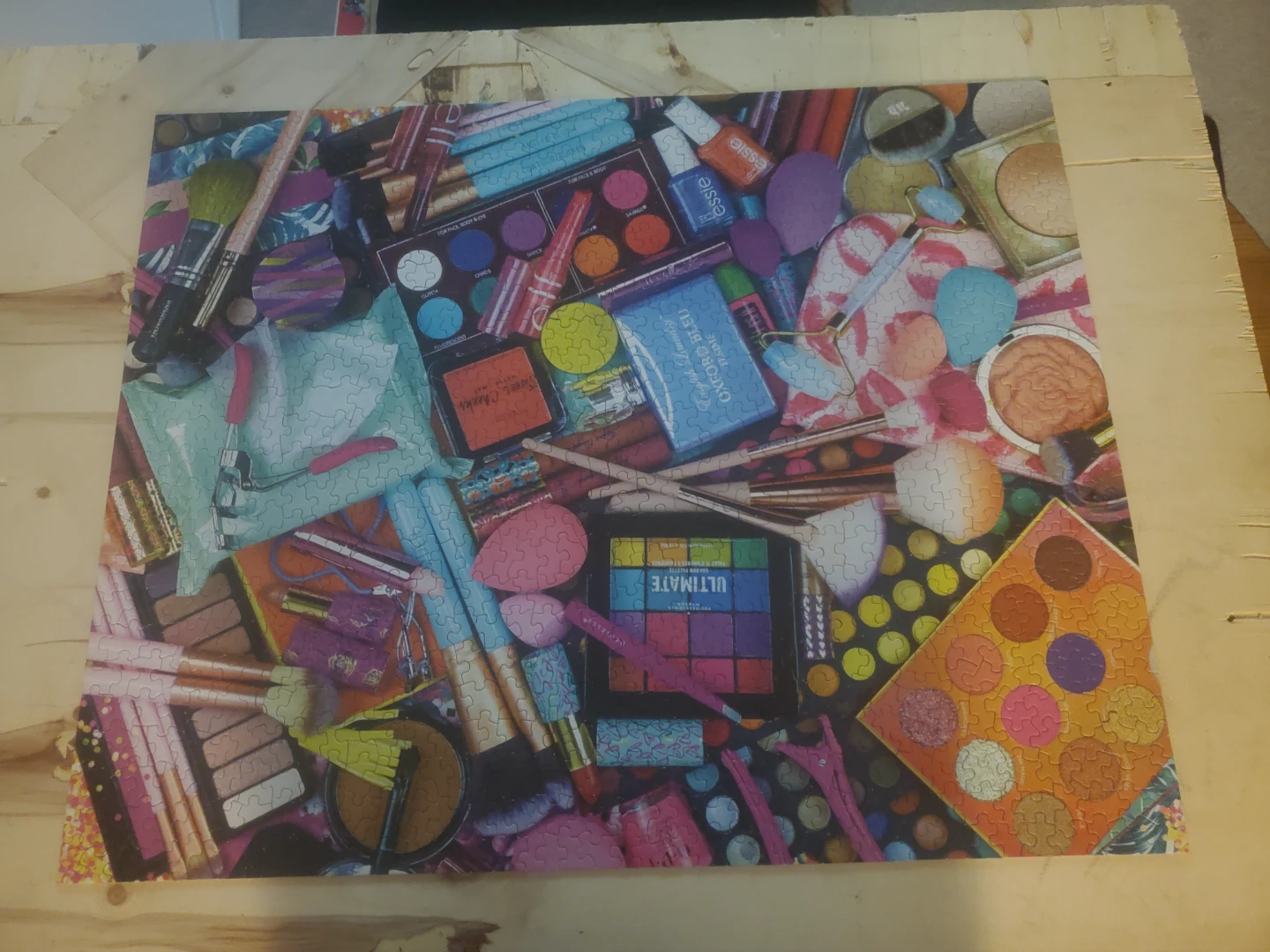 GIRLS NIGHT OUT MAKUP PUZZLE - photo 2
