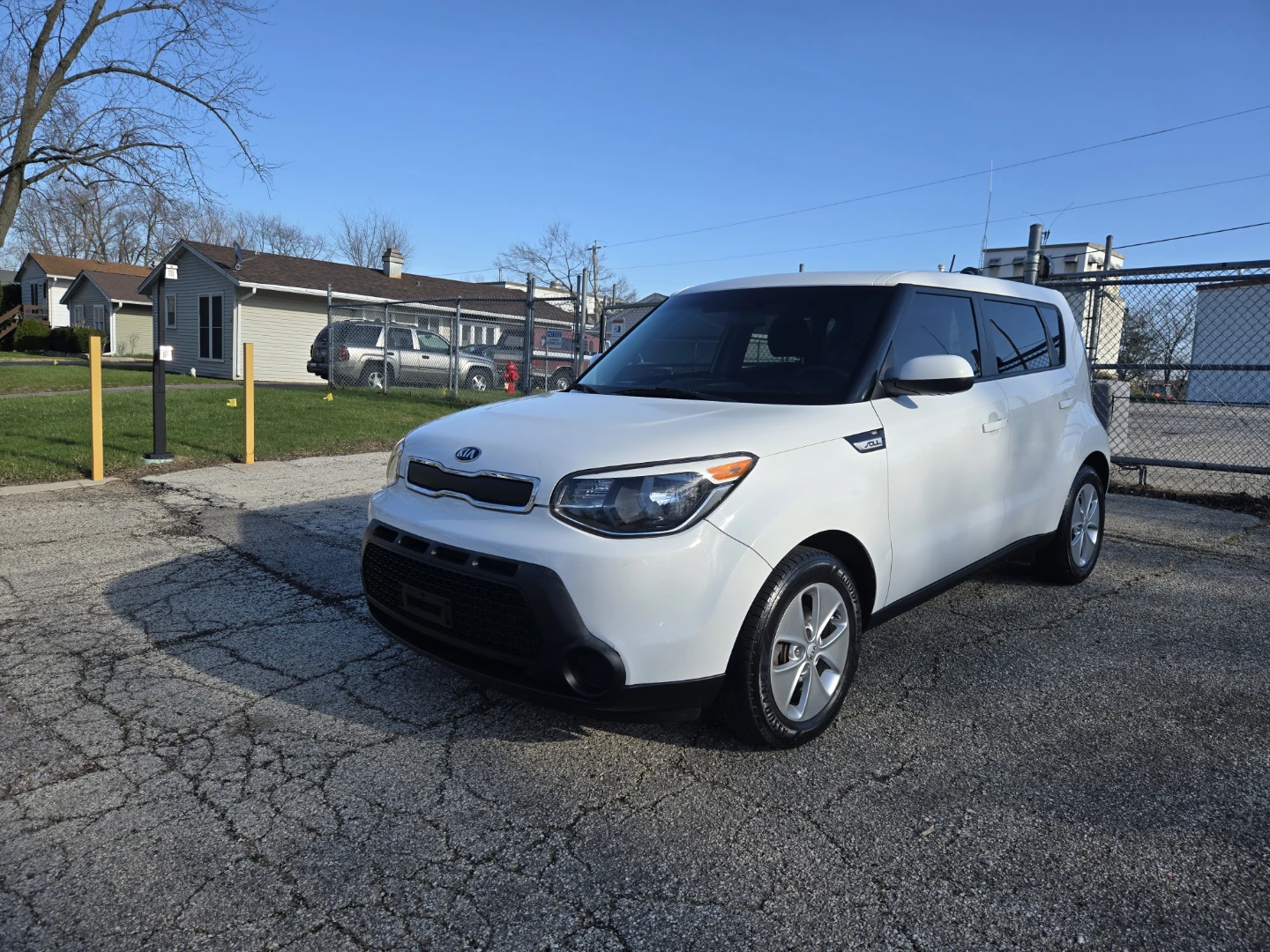 White 2015 Kia Soul