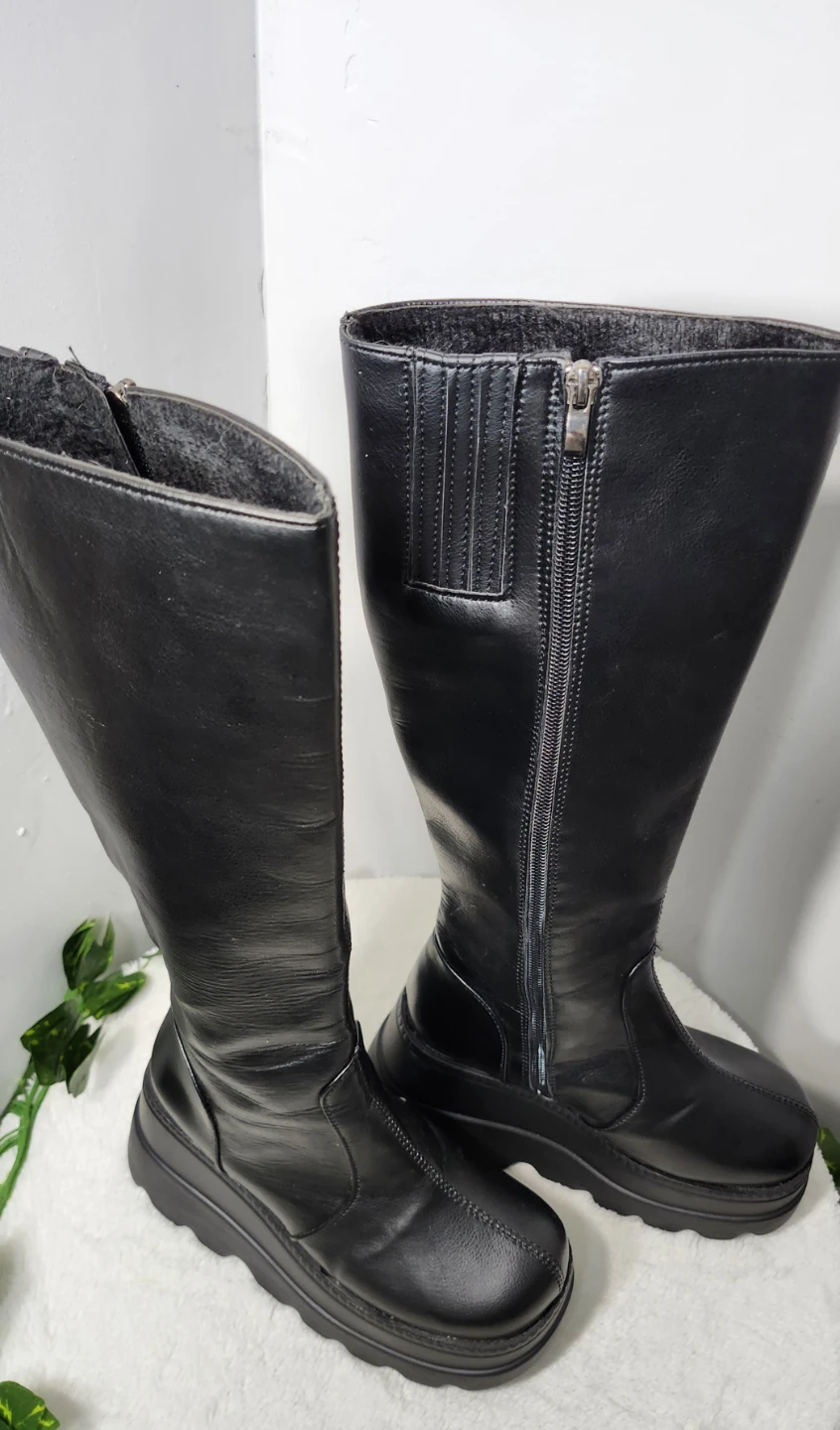 Black Platform Knee-High Boots - photo 5