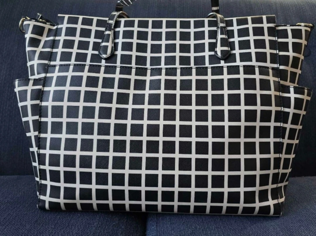 Kate Spade Weekender/Tote/Diaper Bag - photo 2