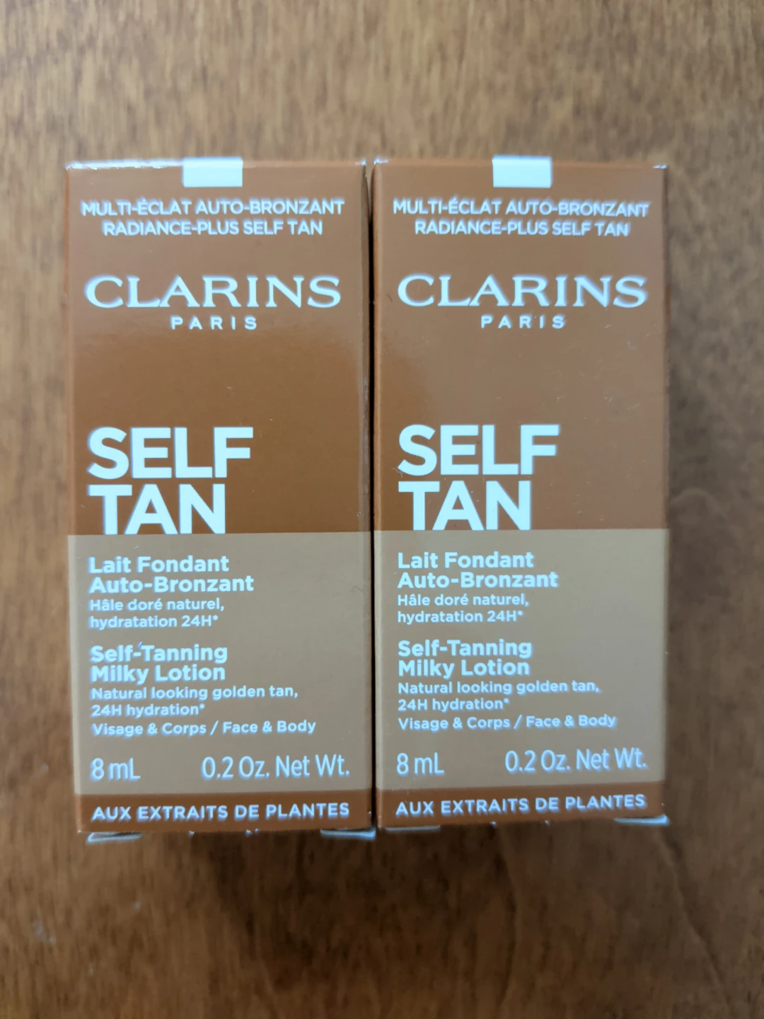 Clarins self-tanning milky lotion