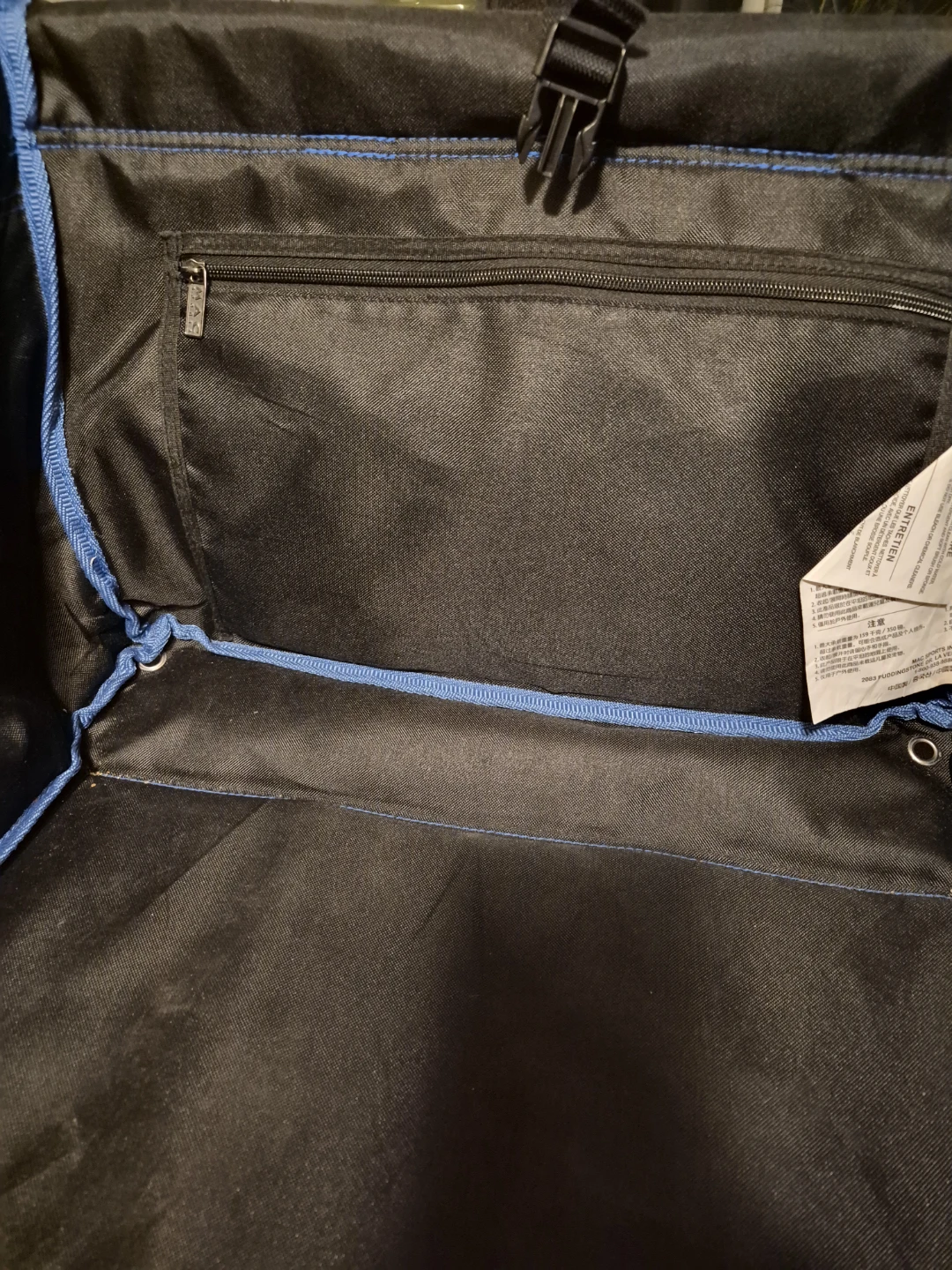 Costco Mac Black Folding Wagon with Blue Trim - photo 3