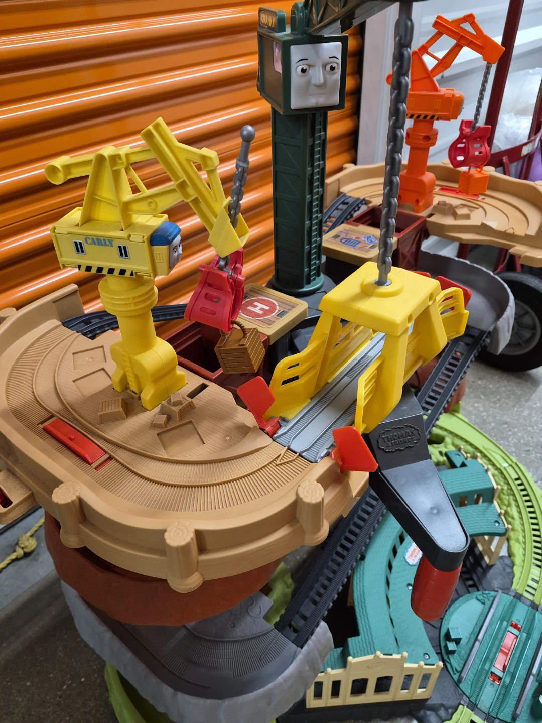 Thomas & Friends Wooden Railway Cranky & Carly Crane Set - photo 3