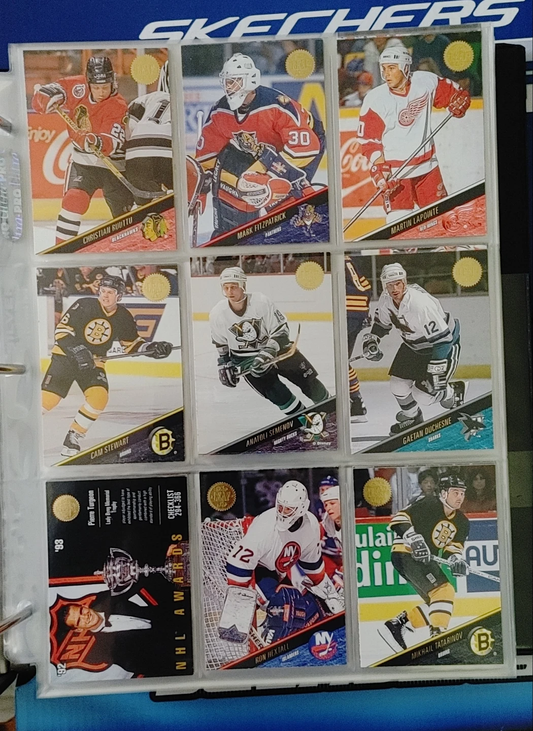 HOCKEY COLLECTIBLES - photo 4