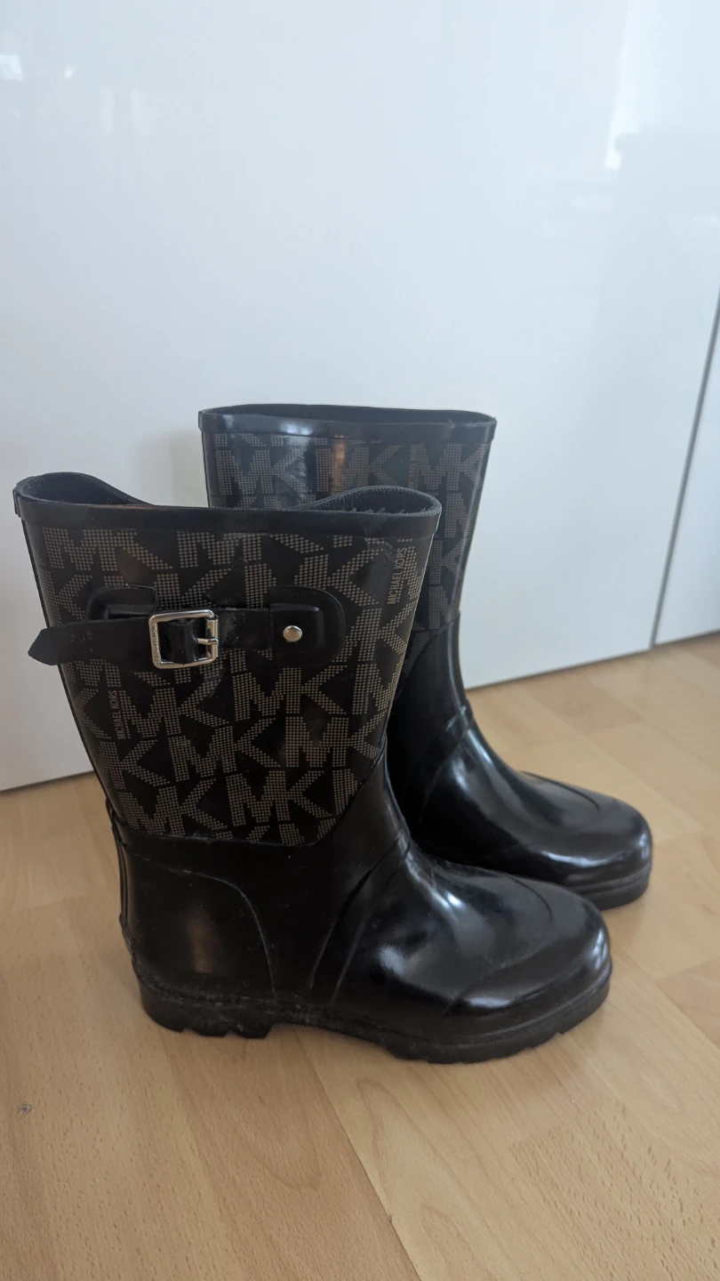 Michael Kors Rubber Rain Boots