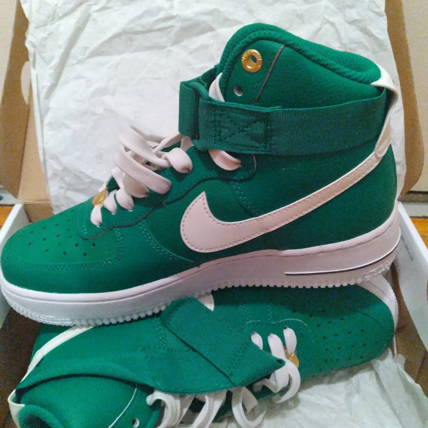 Nike Air Force 1 High Green White Sneakers - photo 2