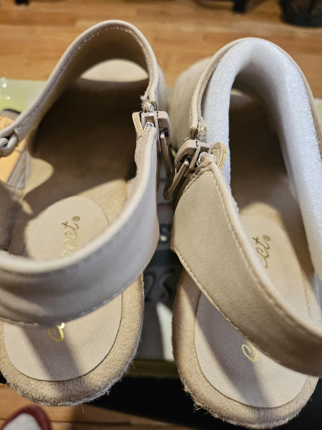 Easy Street Women's Wedge Sandals Tan Size 7 - photo 5