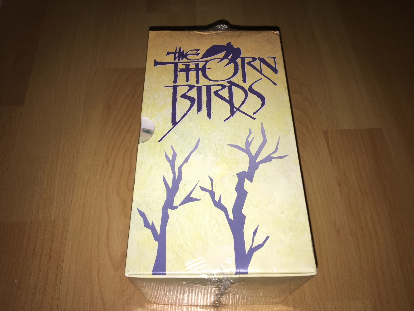 Sealed - French Edition VHS (4-Tape Set) - The Thorn Birds - photo 4