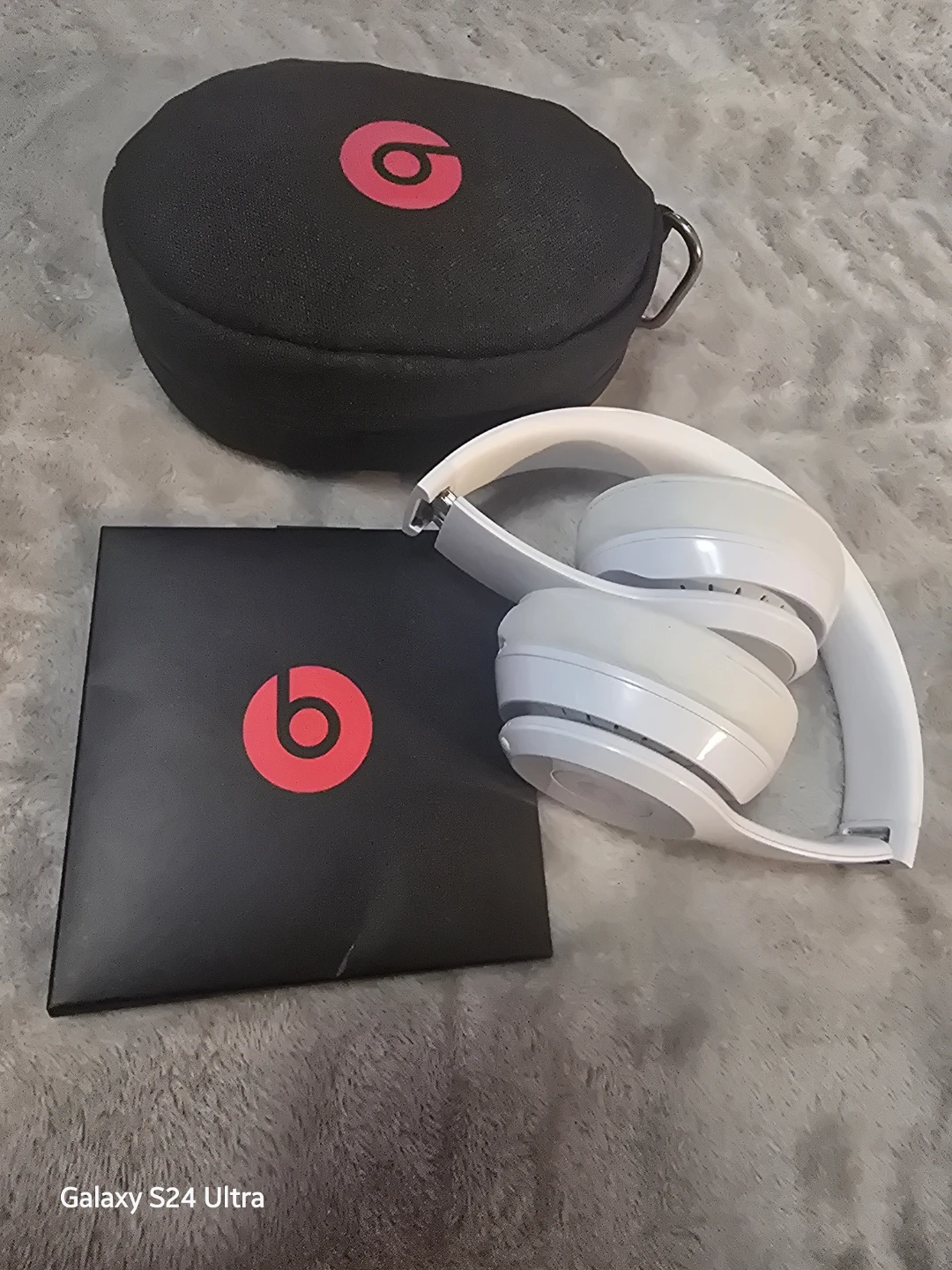Beats Solo3 Wireless On-Ear Headphones - White - photo 5