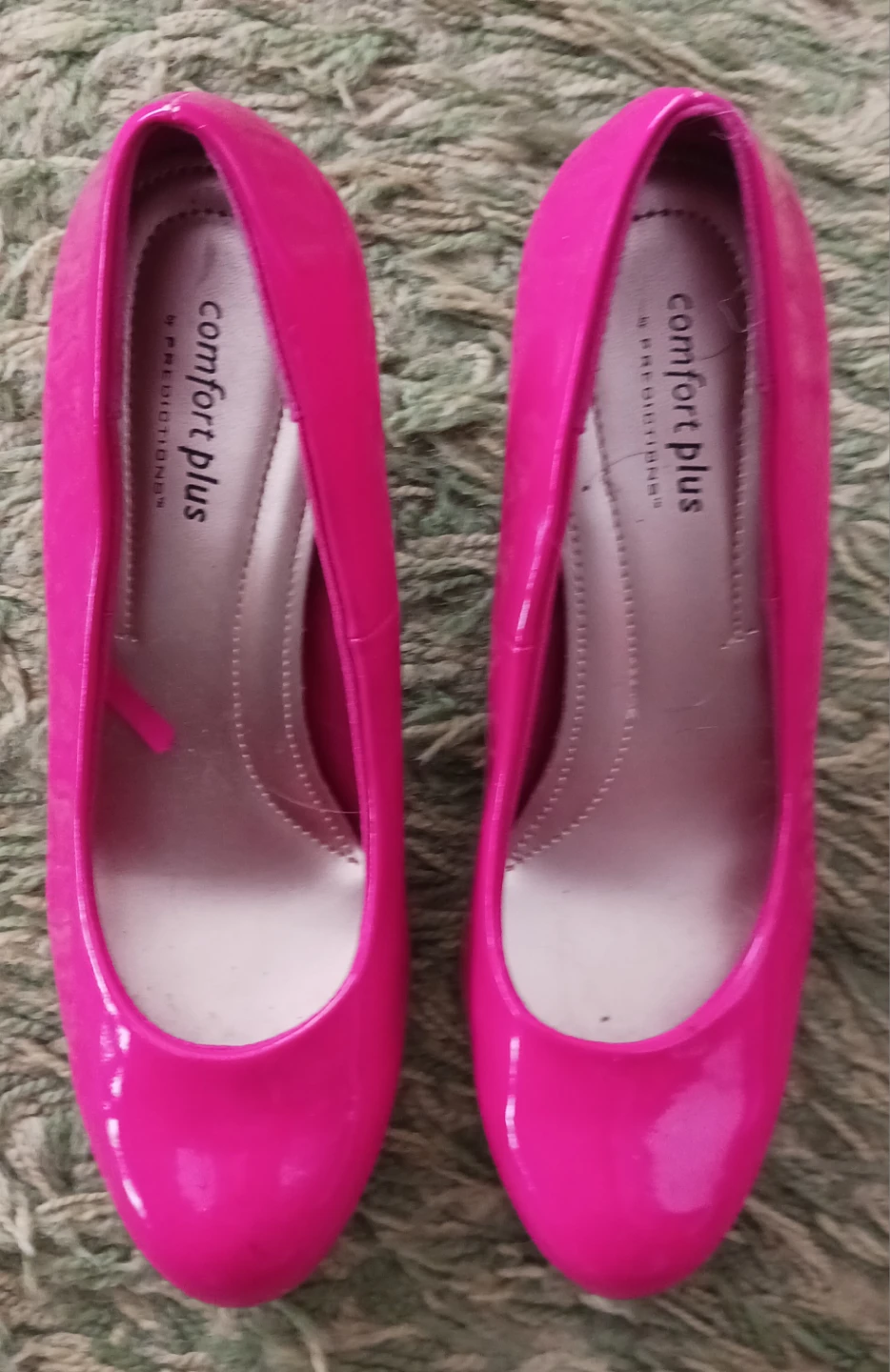 Comfort Plus by Predictions Red Patent Heels Size 8
