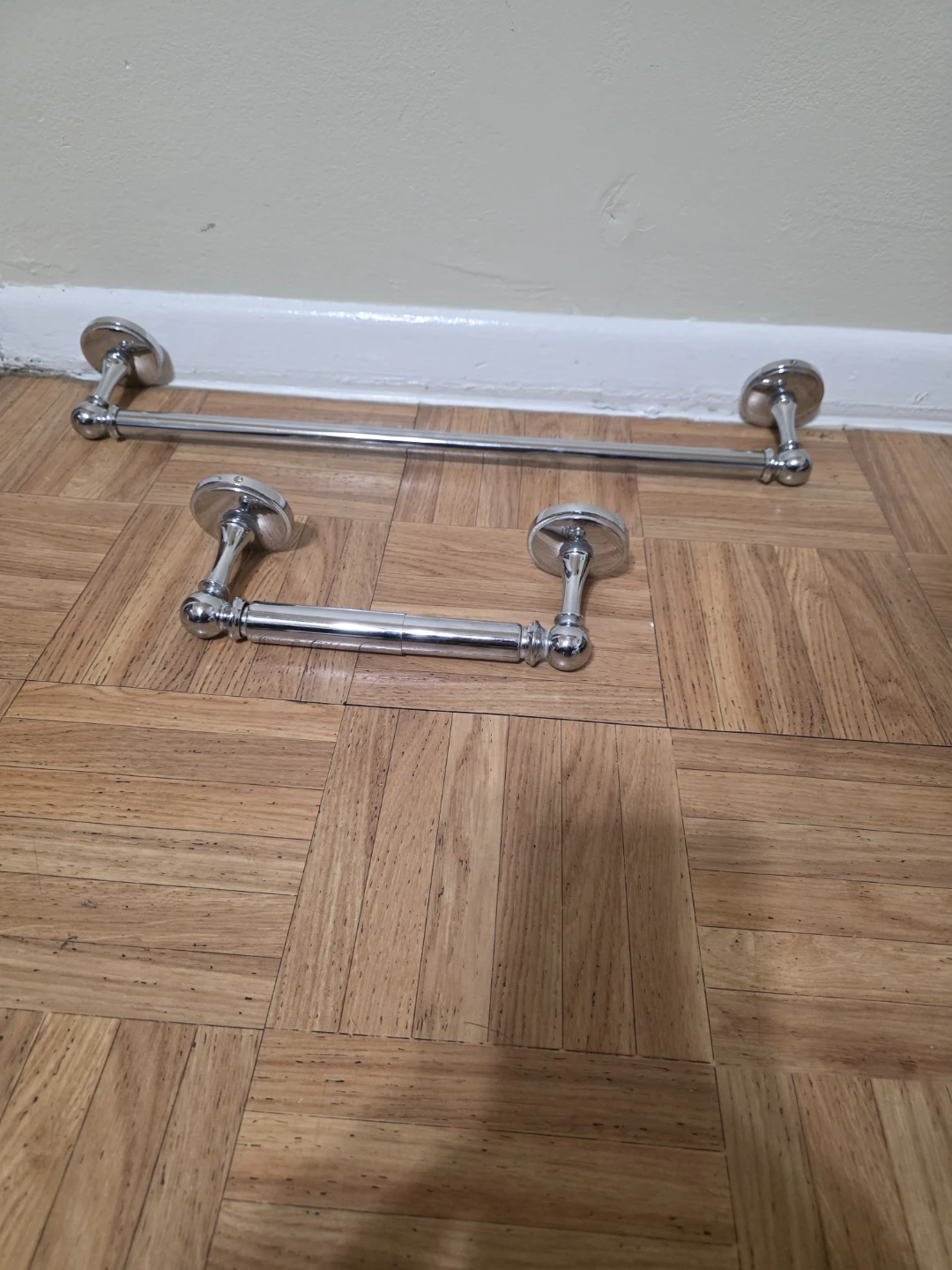 Chrome Towel Bar and Toilet Paper Holder Set - photo 2