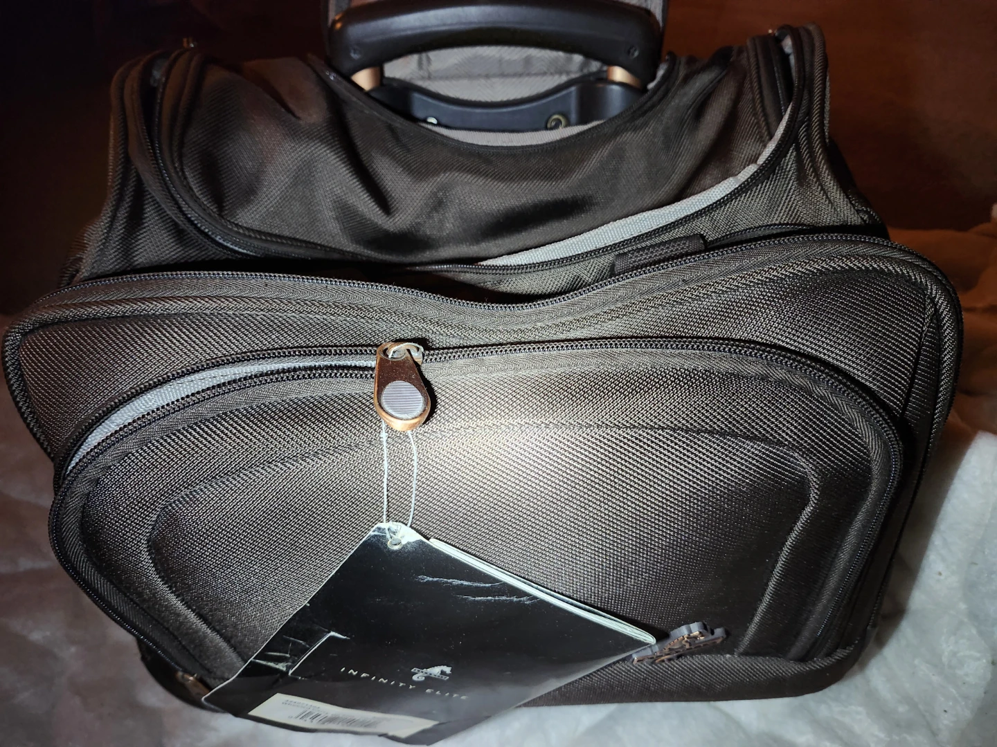 Wheeled Carryon Bag, Handle suitcase TAG ATTACH🌱 BROWN Travelpro - photo 2
