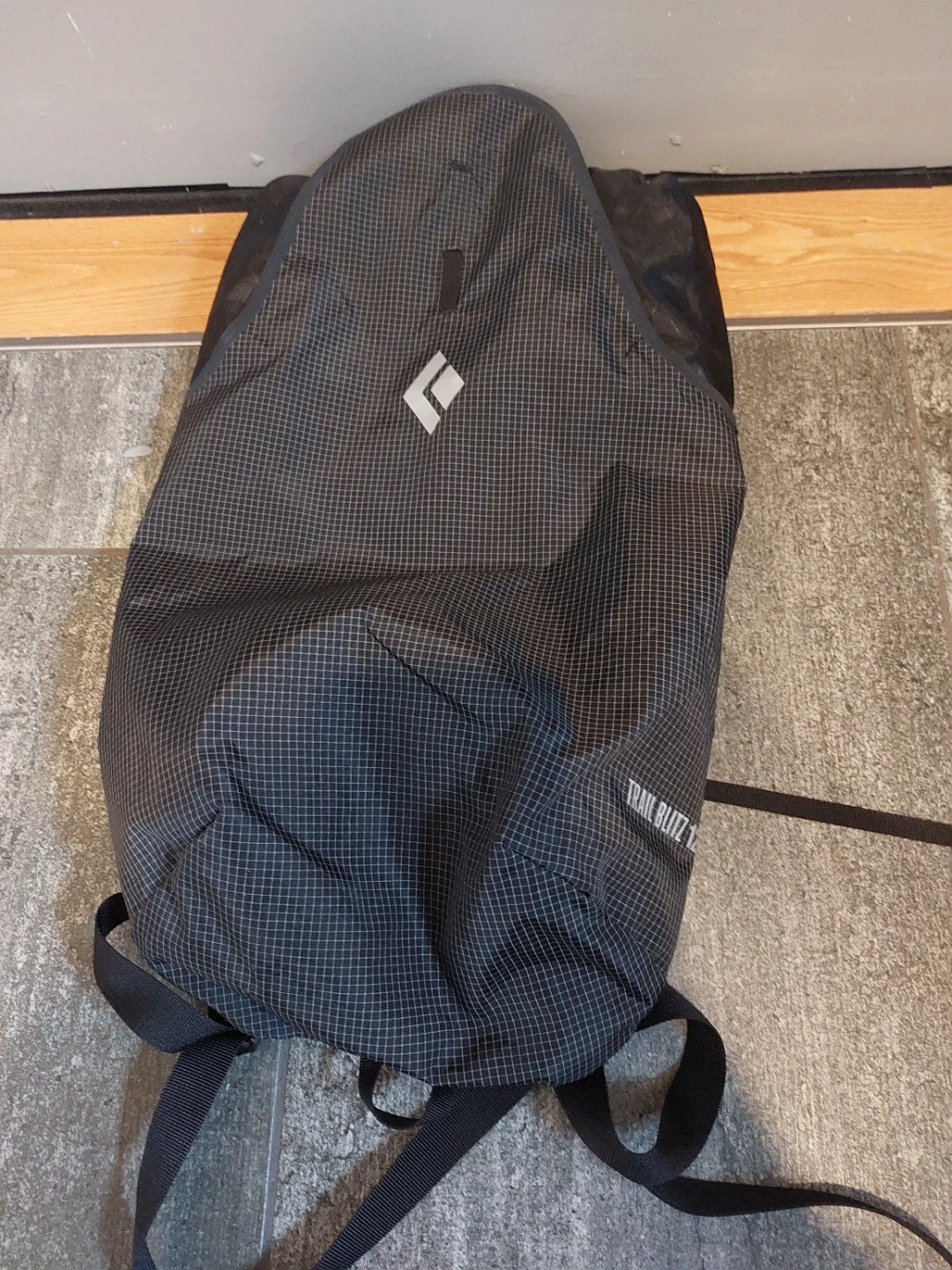Black Diamond Trail Blitz 12 Backpack - photo 3