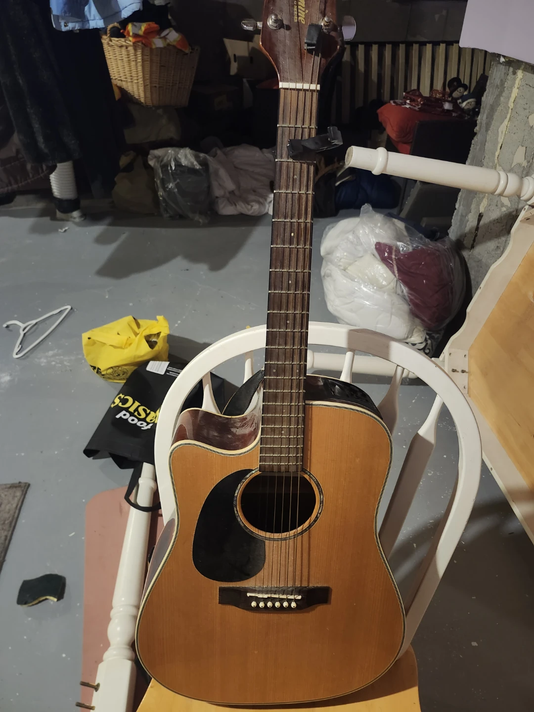 Takamine Acoustic Guitar - photo 3